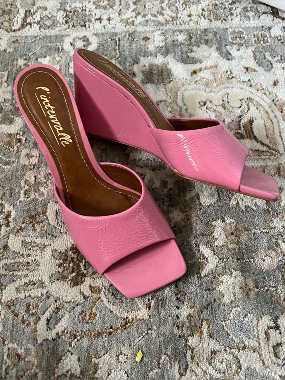 L'INTERVALLE Pink Patent Wedge Mules